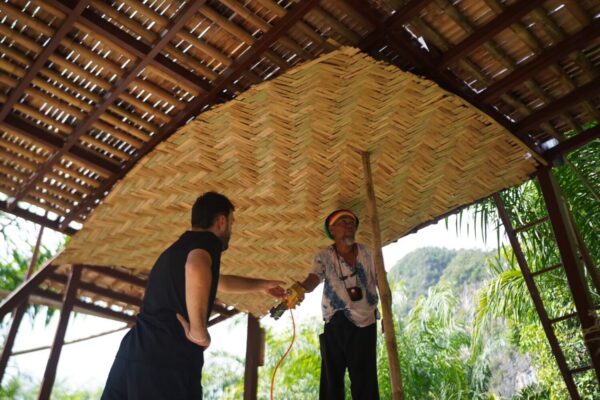 LINE_ALBUM_Eco-construction_250910_107