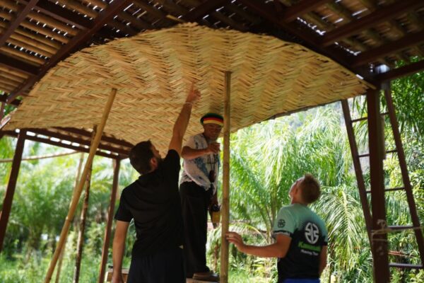 LINE_ALBUM_Eco-construction_250910_108