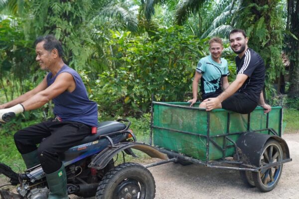 LINE_ALBUM_Eco-construction_250910_6