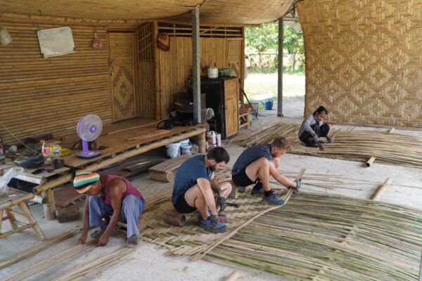 LINE_ALBUM_Eco-construction_250910_62