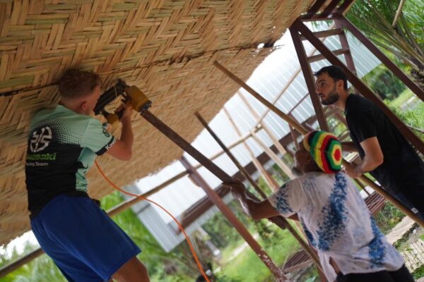 LINE_ALBUM_Eco-construction_250910_69