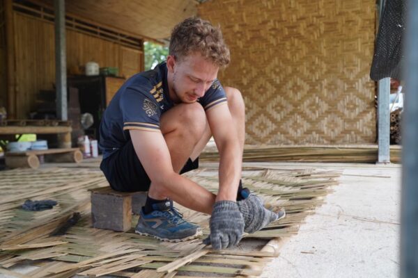 LINE_ALBUM_Eco-construction_250910_83