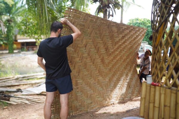 LINE_ALBUM_Eco-construction_250910_94